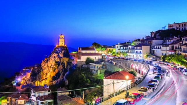 Αράχωβα: Ο απόλυτος οδηγός για διαμονή, διασκέδαση και φαγητό!