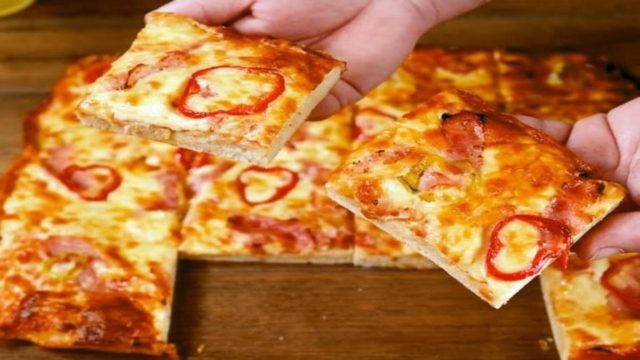 Η πίτσα της τεμπέλας – Έτοιμη σε χρόνο ρεκόρ! (Video)