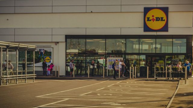 Lidl Ελλάς: Η απίστευτη κίνηση που “έλιωσε” τον ανταγωνισμό