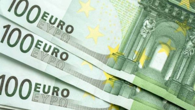 Έκτακτο επίδομα 400 ευρώ σε επιστήμονες: Πότε αναμένεται να το λάβουν – Ποιο το δικαιούνται
