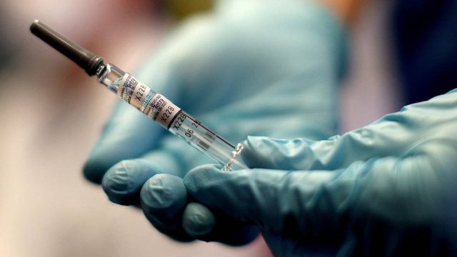 Κορωνοϊός: Νέες εξελίξεις με το εμβόλιο της AstraZeneca