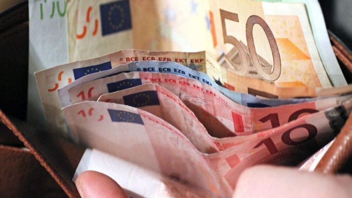Επίδομα 534 ευρώ για καλλιτέχνες: Ποιοι είναι δικαιούχοι για Νοέμβριο-Δεκέμβριο