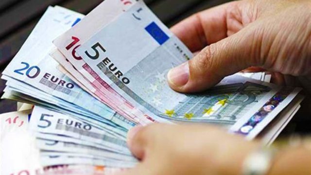 Επιδόματα & Παροχές: Εννέα πληρωμές μέχρι τέλη Ιανουαρίου – Αναλυτικά οι ημερομηνίες