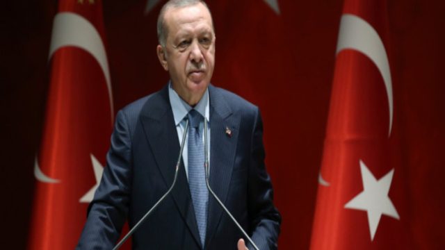Πρόκληση Ερντογάν: “Η Αγία Σοφία είναι το στέμμα του 2020”