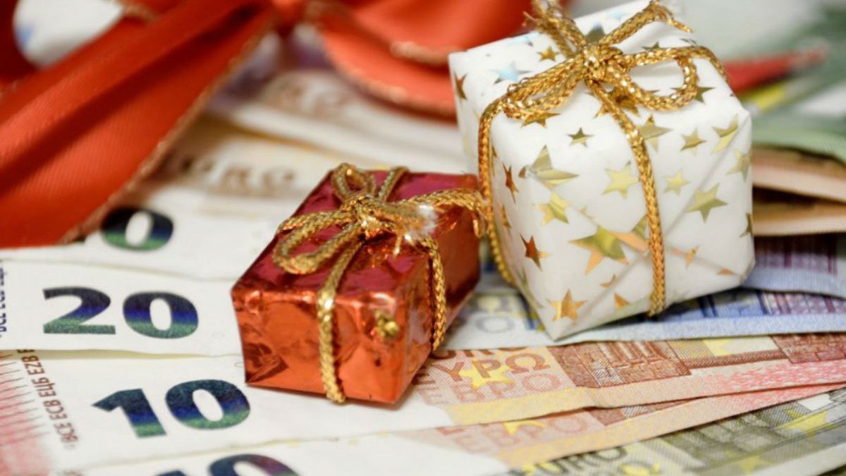 Δώρο Χριστουγέννων: Πότε πληρώνονται οι δικαιούχοι για τις αναστολές Δεκεμβρίου