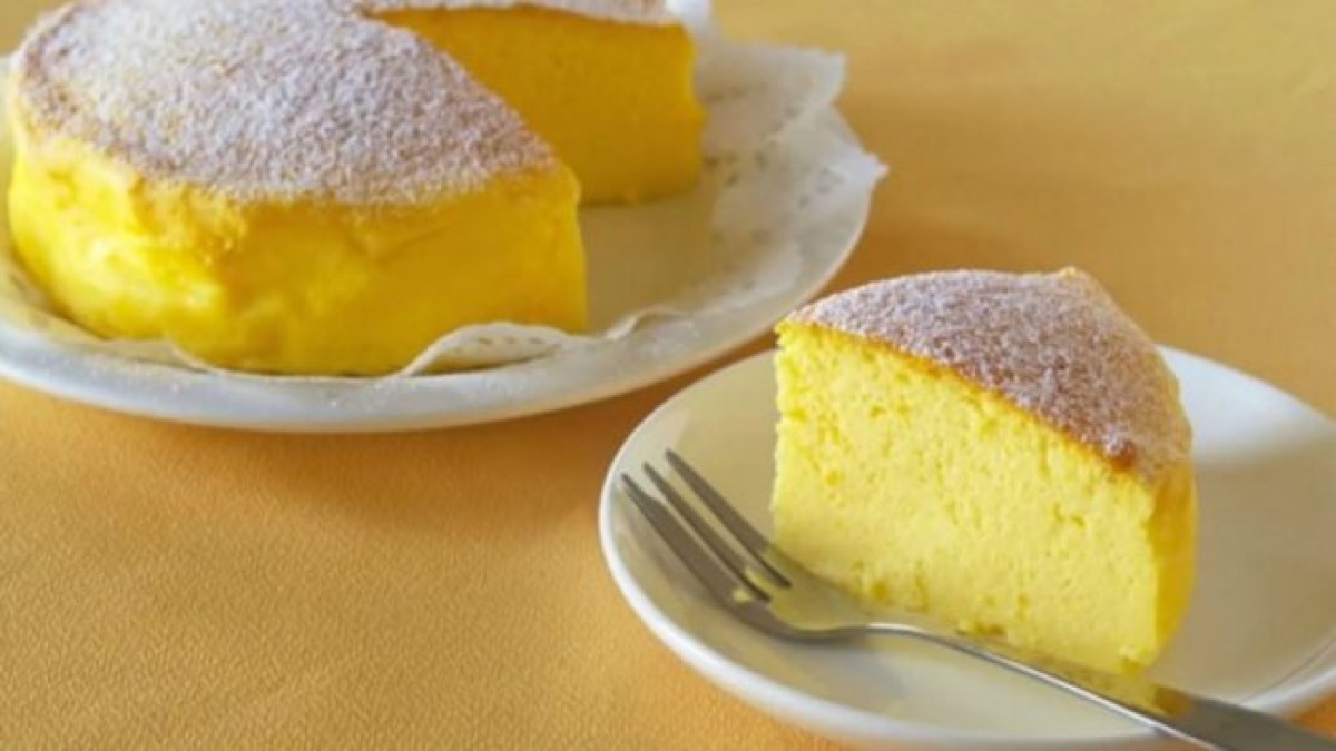Ιαπωνικό cheesecake: Το πιο αφράτο γλυκάκι που φάγατε ποτέ με τρία μόνο υλικά (Video)