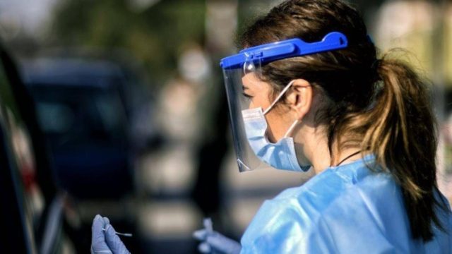 Κορωνοϊός: Συνεχίζεται η σταδιακή μείωση των διασωληνωμένων