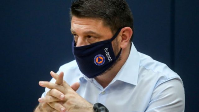 Κορωνοϊός: «Kαρφιά» από Χαρδαλιά για τα εμβόλια