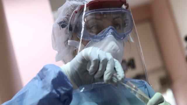 Κρήτη: Γυναίκα βρέθηκε θετική στον κορωνοϊό που φιλοξενείται σε δημοτικό γηροκομείο