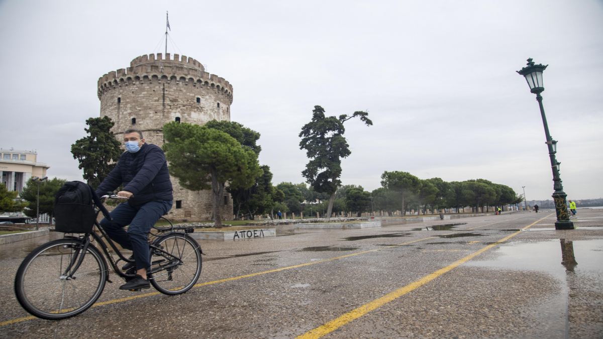 Συναγερμός στη Θεσσαλονίκη: Πληροφορίες για πλήθος κρουσμάτων σε κέντρο αποκατάστασης