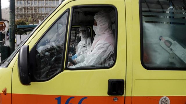 Τραγωδία στην Ξάνθη: “Έχασε” τη μάχη με τον κορωνοϊό υπάλληλος του ΕΚΑΒ