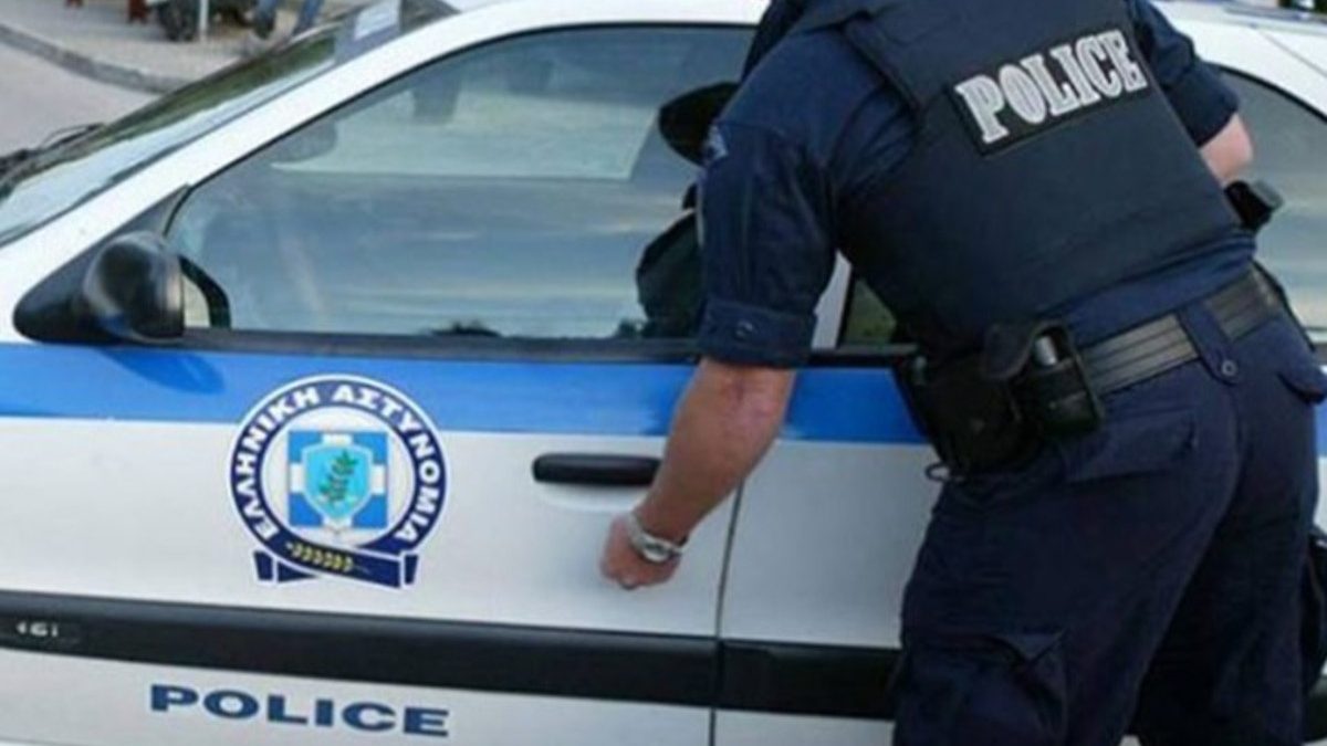 Άγριο περιστατικό στη Θεσσαλονίκη: Άνδρας βγήκε από το όχημα του και ξυλοκόπησε πεζό