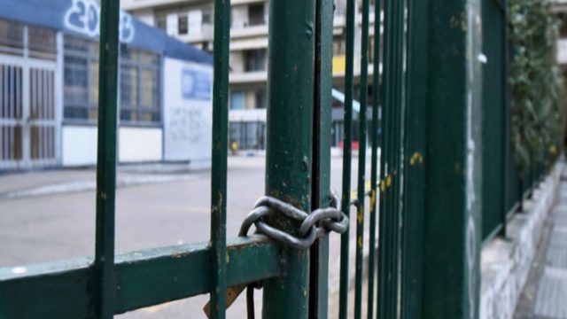 Κορωνοϊός: Δεν πρέπει να ανοίξουν τα σχολεία τη Δευτέρα