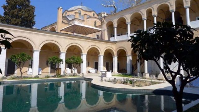 Καβάλα: Ο Τάσος Δούσης μας προτείνει το ιστορικότερο ξενοδοχείο της Ελλάδας!