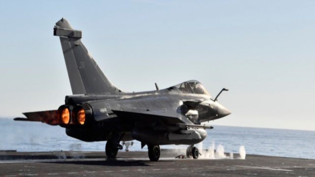 Rafale: Σε κοινή εθνική γραμμή η απόκτηση των μαχητικών αεροσκάφων
