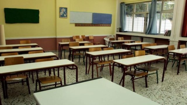 Lockdown – Σητεία: Άκυρη η απόφαση του Δημοτικού Συμβουλίου – Κανονικά θα ανοίξουν τη Δευτέρα τα σχολεία