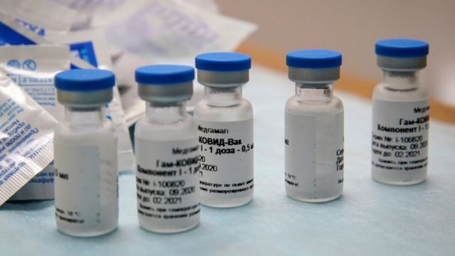 Κορωνοϊός: Τα “δίνει” όλα η Ρωσία για την παραγωγή του εμβολίου Sputnik V