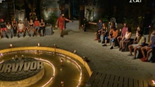Survivor 4: Τους… άδειασε ο Κοψιδάς για τις προμήθειες – Έδωσε μια κούπα ρύζι στους «Μπλε» για το μέτρημα