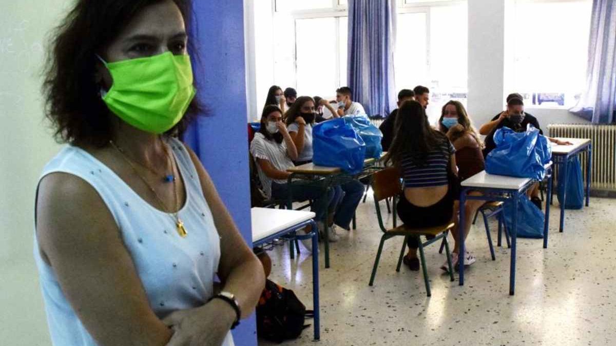 Κορωνοϊός: Ανατροπή για τα σχολεία – Ανοίγουν μετά τις 20 Ιανουαρίου