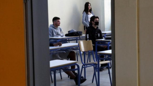 Σχολεία: Επιστροφή στα θρανία – Πότε θα παρθεί η απόφαση για την  Γ’ Λυκείου