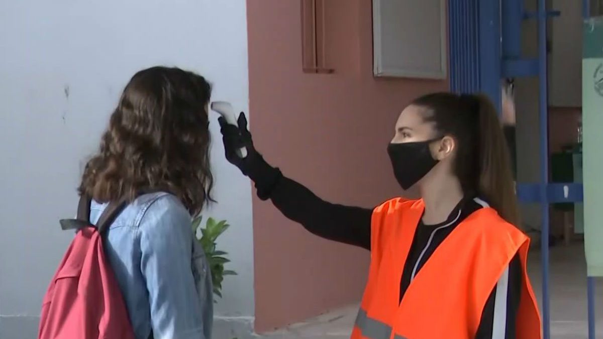 Οριστικό για τα σχολεία: Ανοίγουν δημοτικά και νηπιαγωγεία τη Δευτέρα 11 Ιανουαρίου