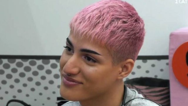 Αποκαλυπτική φωτογραφία: Ο Θέμης του Big Brother με στρινγκ στο μπάνιο