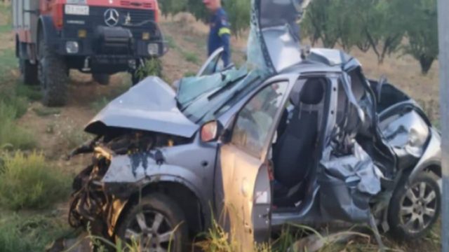 Ανείπωτος θρήνος στην Αρκαδία για τα δυο παιδιά που χάθηκαν σε τροχαίο
