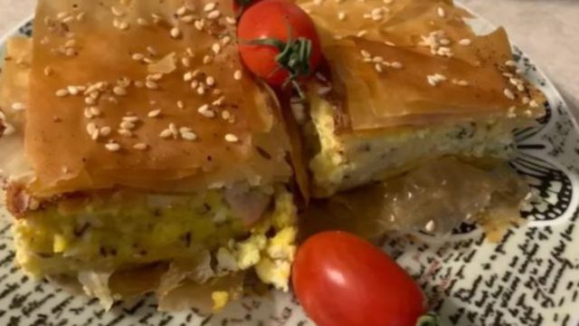 Τυρόπιτα με κρέμα τυριών!