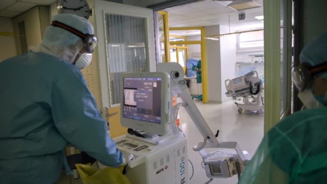 Σοκ στην Πάτρα: Λιποθύμησε 10χρονος με κορωνοϊό