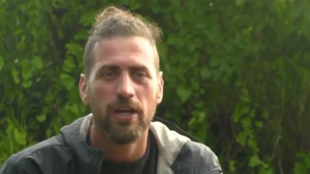Survivor 4: Ανήθικος ο Κώστας Παπαδόπουλος – Έλεγε στην Ασημίνα ότι της πέφτουν τα μαλλιά για να την επηρεάσει ψυχολογικά!