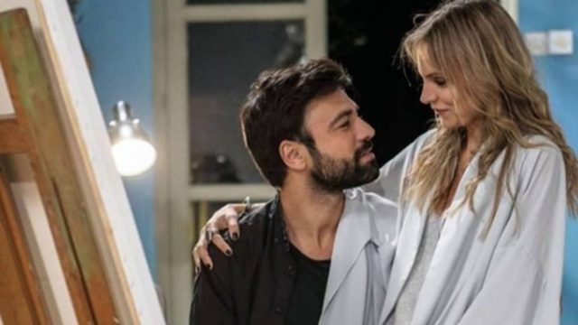 Χαμός στις «8 Λέξεις»: Αυτή η σχέση ετοιμάζεται να τελειώσει