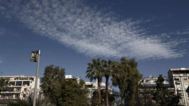 Αίθριος ο καιρός σήμερα: Ανεβαίνει το θερμόμετρο σε όλη τη χώρα