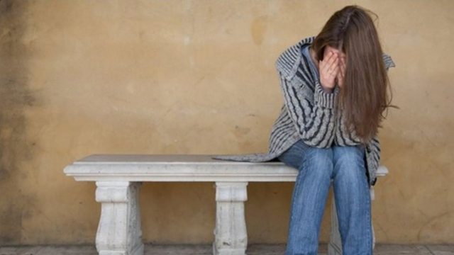 Αληθινή ιστορία 47χρονης Μαρίας: “Δέχτηκα σεξουαλική παρενόχληση από τον άνδρα της ξαδέρφης μου”