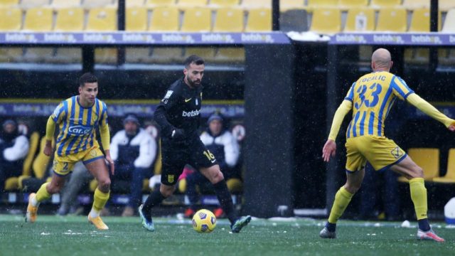 Super League: “Χ”-ιονοστιβάδα πλάκωσε τον Άρη