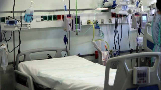 Κορωνοϊός: Ασφυκτική η κατάσταση με τις ΜΕΘ στην Αττική – Στα όρια του το Σύστημα Υγείας