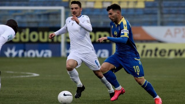 Super League: “Χ”-άλασε τον Αστέρα η Λαμία