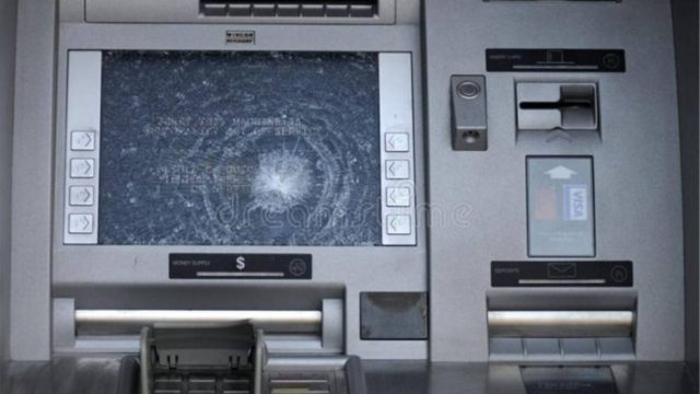 Συναγερμός: «Μπαράζ» επιθέσεων σε ΑΤΜ και καταστήματα στην Αττική