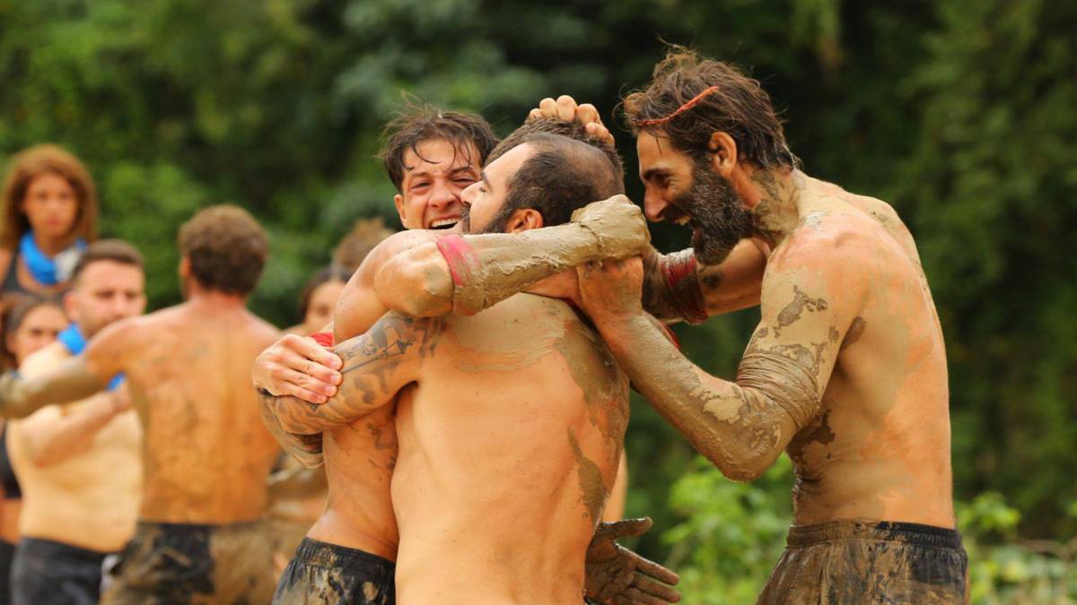 Survivor 4: Μεγάλη αδικία από την παραγωγή κατά των Μαχητών – Έβαλε δύο παικταράδες στους κόκκινους και έναν “γιωτά” σ’ αυτούς!