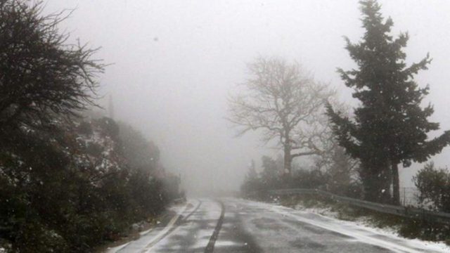 Διακοπή κυκλοφορίας στην Πάρνηθα λόγω ομίχλης