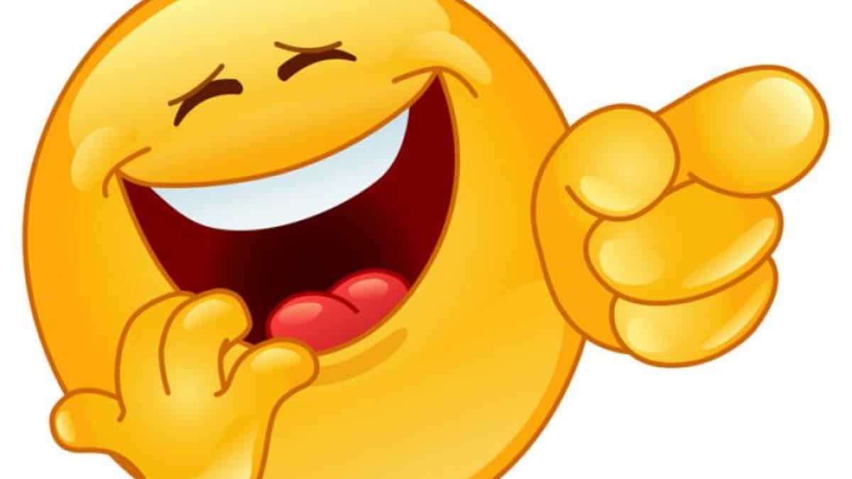 Ανέκδοτο 24/02: Μπαίνει ένας κουκουλοφόρος σε μια τράπεζα…