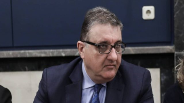 “Βόμβα” Εξαδάκτυλου για τον κορωνοϊό: “Αν κάνουμε τώρα lockdown θα ακούσουμε τις καμπάνες το Πάσχα”