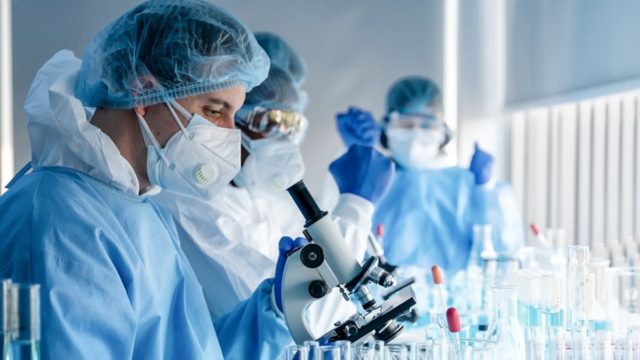 Κορωνοϊός: Ασφυκτική η πίεση με τα κρούσματα – Δεν αντέχει το Σύστημα Υγείας