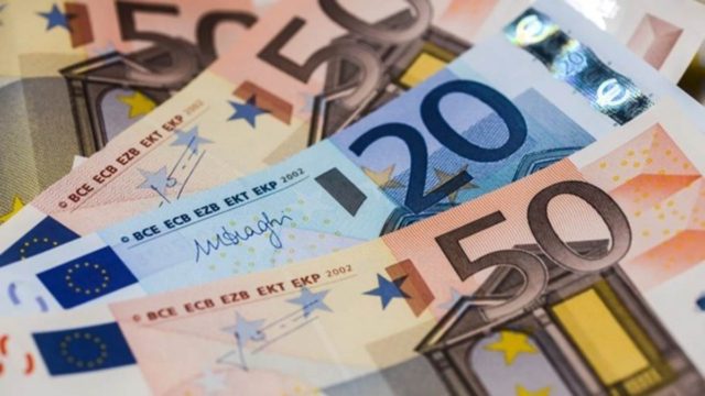 Επίδομα 400 ευρώ: Ξεκινούν οι αιτήσεις για τους επιστήμονες