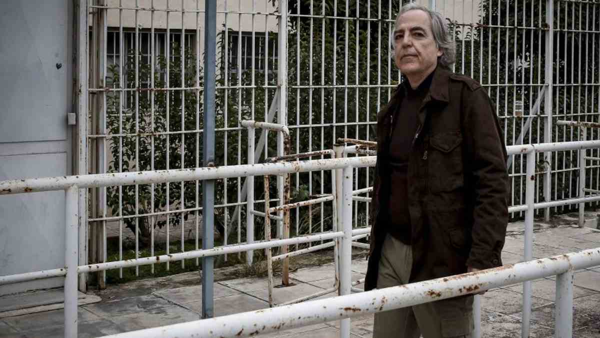 Αλητεία: Επίθεση στο Action 24 για τον Δημήτρη Κουφοντίνα