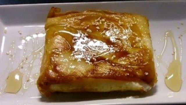 Φέτα σαγανάκι με μέλι