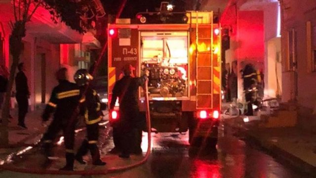 Φωτιά σε διαμέρισμα στο κέντρο της Αθήνας
