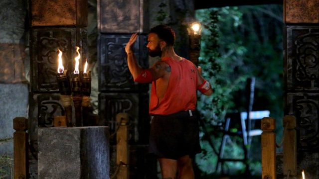 Survivor spoiler: Νέα γκάφα – Το πλάνο από την αποχώρηση του Περικλή που “κόπηκε” αλλά το πρόδωσε αυτή η φωτογραφία!