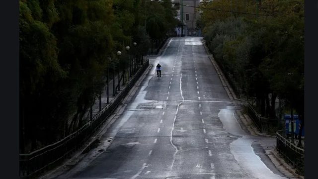 Απόφαση – σταθμός δικαστηρίου: Παράνομη η απαγόρευση κυκλοφορίας το βράδυ