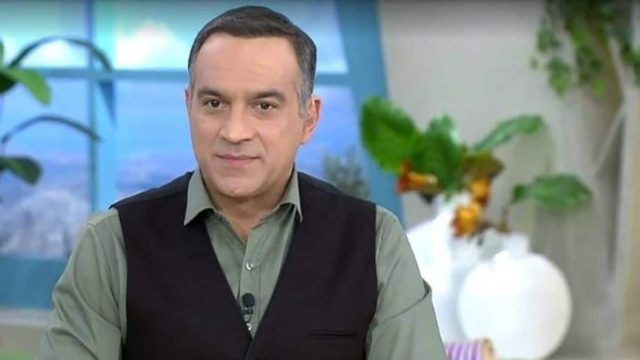 Κρατερός Κατσούλης: On air ατύχημα για τον παρουσιαστή – “Πάγωσαν” στο πλατό