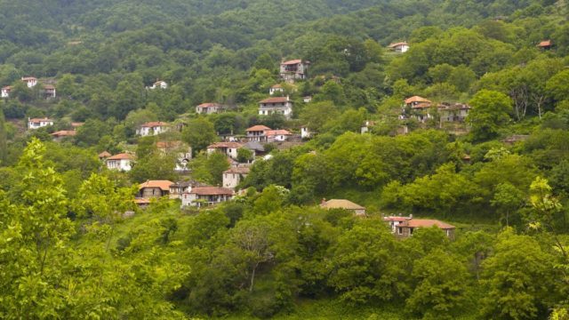 Μόρνα: Το… “στοιχειωμένο” χωριό στους πρόποδες του Ολύμπου